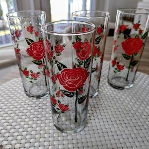 Set of 4vintage Floral Glass Tumblers. FIRM